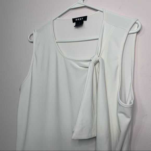 DKNY White Asymmetric Tie-Neck Blouse Sleeveless - Picture 8 of 9